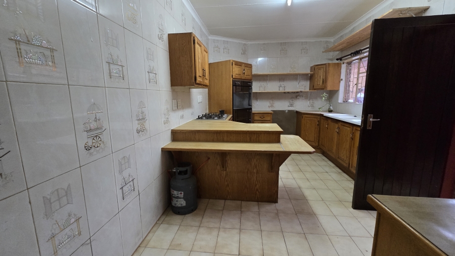 3 Bedroom Property for Sale in Geelhoutpark North West